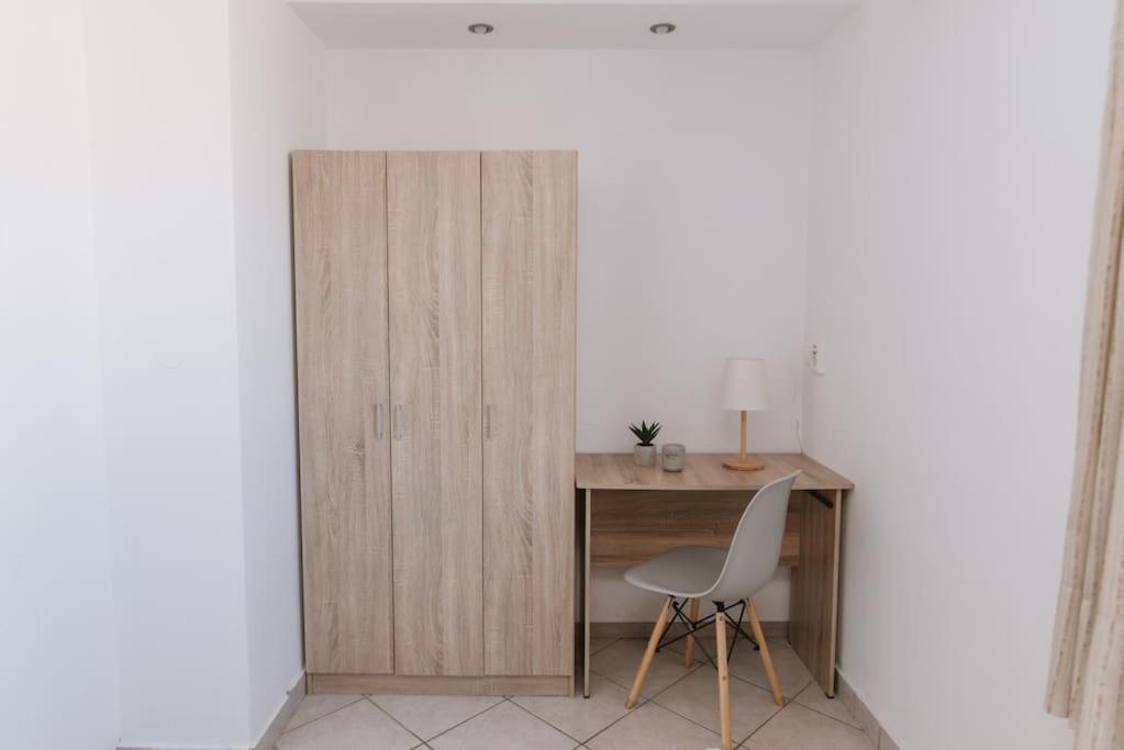 Sunny Apartment For Couples & Friends In Centre Candia Esterno foto